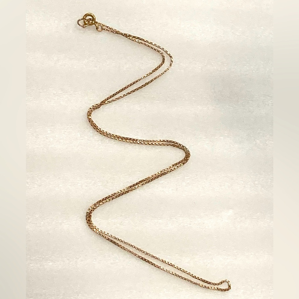 10k yellow gold box Chain Necklace 16”